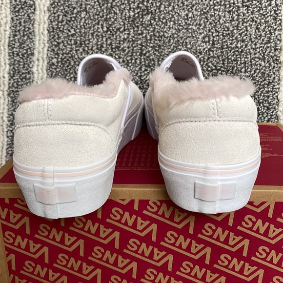Vans Classic Slip-On Suede / Fur True White WMNS - Picture 14 of 16